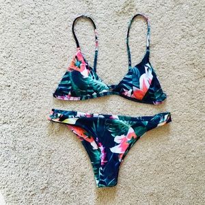 Cupshe NWOT green floral triangle bikini sz S